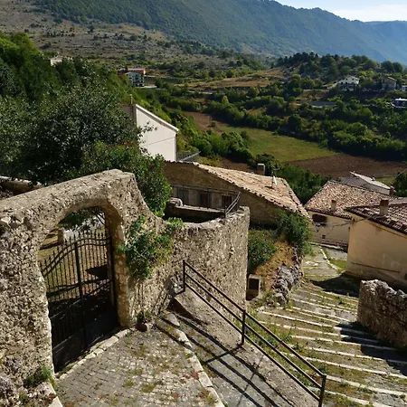 Holiday home Il Riparo Tra Le Due Torri