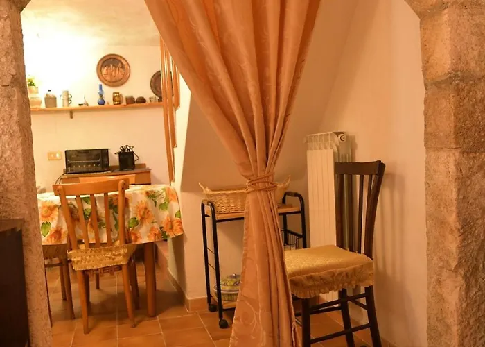 Il Riparo Tra Le Due Torri