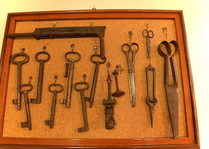 Il Riparo Tra Le Due Torri Castel del Monte (Abruzzo)