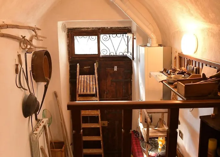 Il Riparo Tra Le Due Torri 蒙特堡